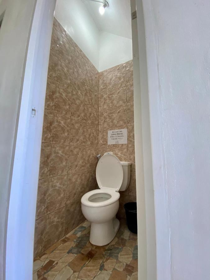 Location One Eighty Bed & Breakfast Bangcusay Dış mekan fotoğraf