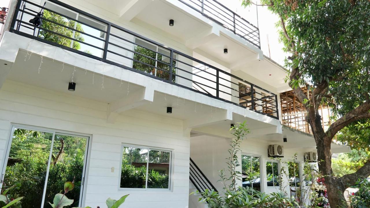 Location One Eighty Bed & Breakfast Bangcusay Dış mekan fotoğraf