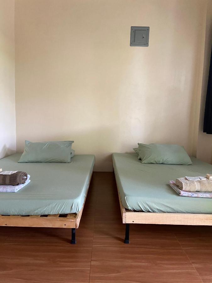 Location One Eighty Bed & Breakfast Bangcusay Dış mekan fotoğraf